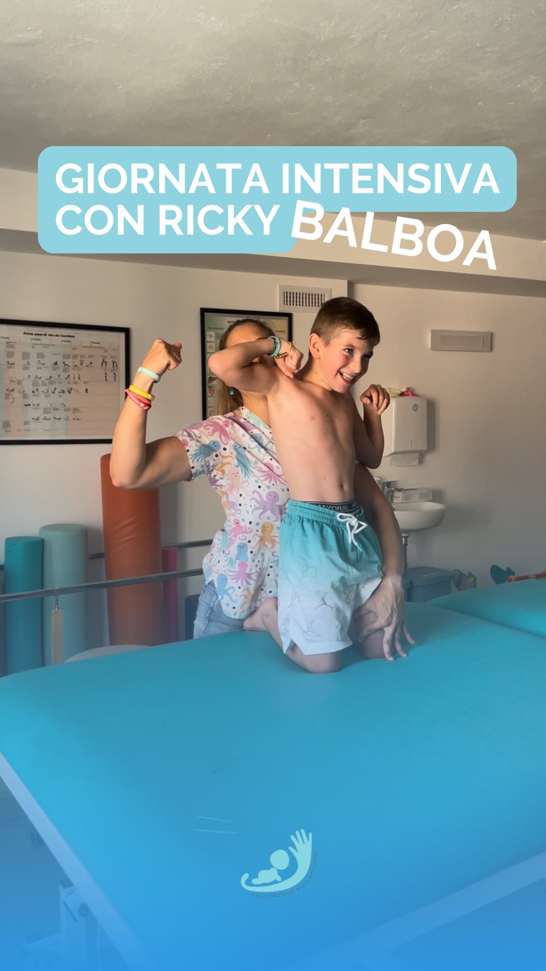 Bambino accompagnato da un professionista durante una sessione Metodo F.S.C. in studio